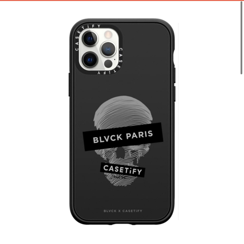 NWT Blvck Casetify Skull Case